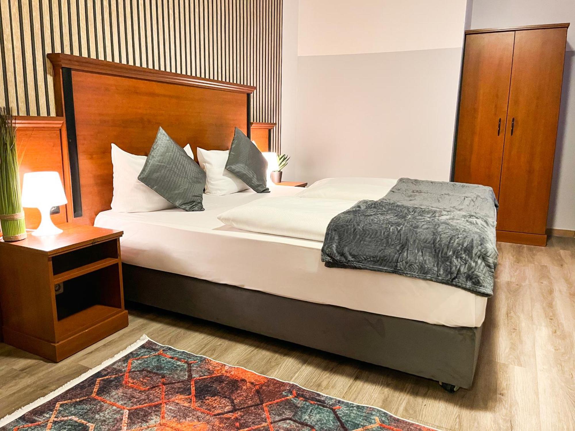 City Hotel West Frankfurt nad Menem Zewnętrze zdjęcie