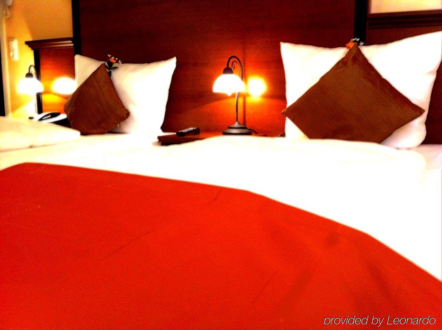 City Hotel West Frankfurt nad Menem Zewnętrze zdjęcie